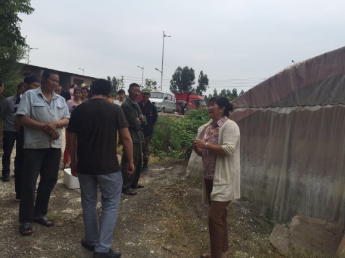 学员到大发公司养殖基地考察