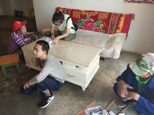 走访困难残疾人家庭2