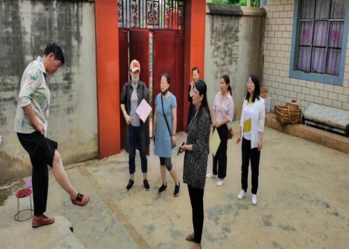 五华区残联深入西翥走访建档立卡贫困残疾人-2